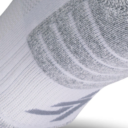 Close up view of elastic arch of Lightfeet Performance White Ankle Sock 