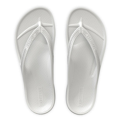 Lightfeet Arch Support Thongs in White